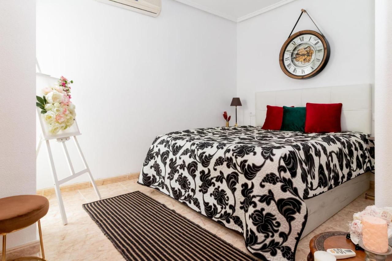 Residenz Habaneras Appartement Torrevieja Buitenkant foto